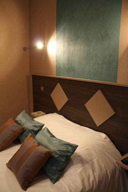 O Prestige Hotel Bauge-en-Anjou Room photo