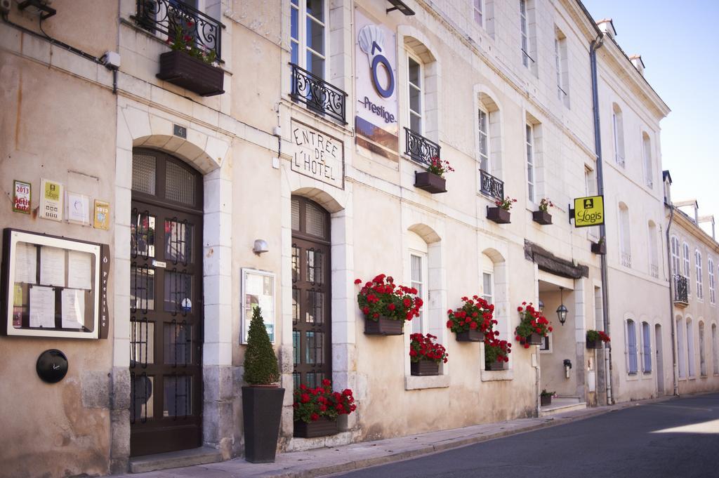 O Prestige Hotel Bauge-en-Anjou Exterior photo